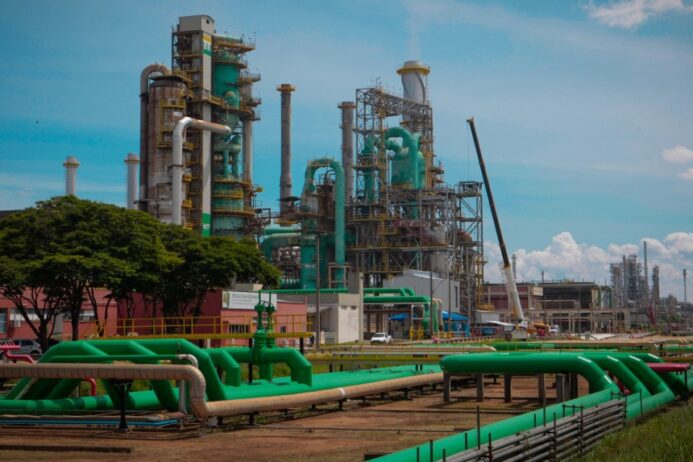 Petrobras tira mercado da distribuição e concorrentes pedem suspensão de venda direta