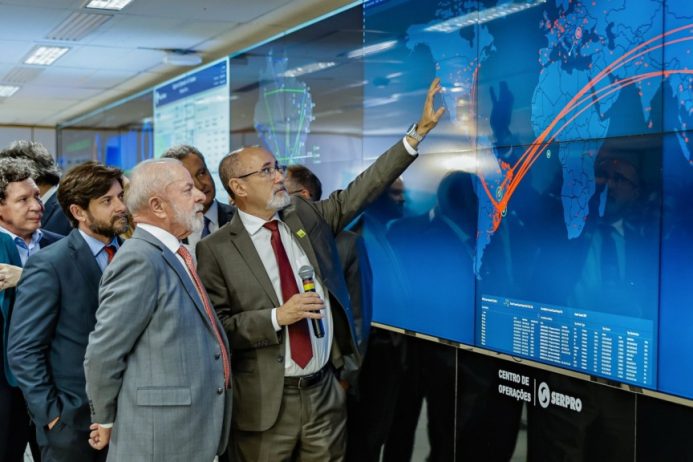 Tributária: sanção assegura monofasia da nafta para combate a fraudes