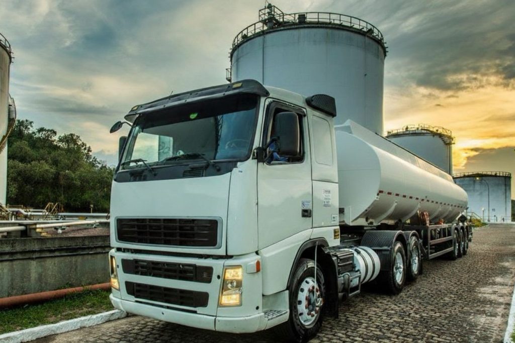 Setor de combustíveis responde por 25% de todo o ICMS nos estados